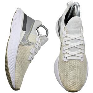 Nike Infinity Run React Flyknit 2 White Metallic Silver Womens 7.5 Sneakers
